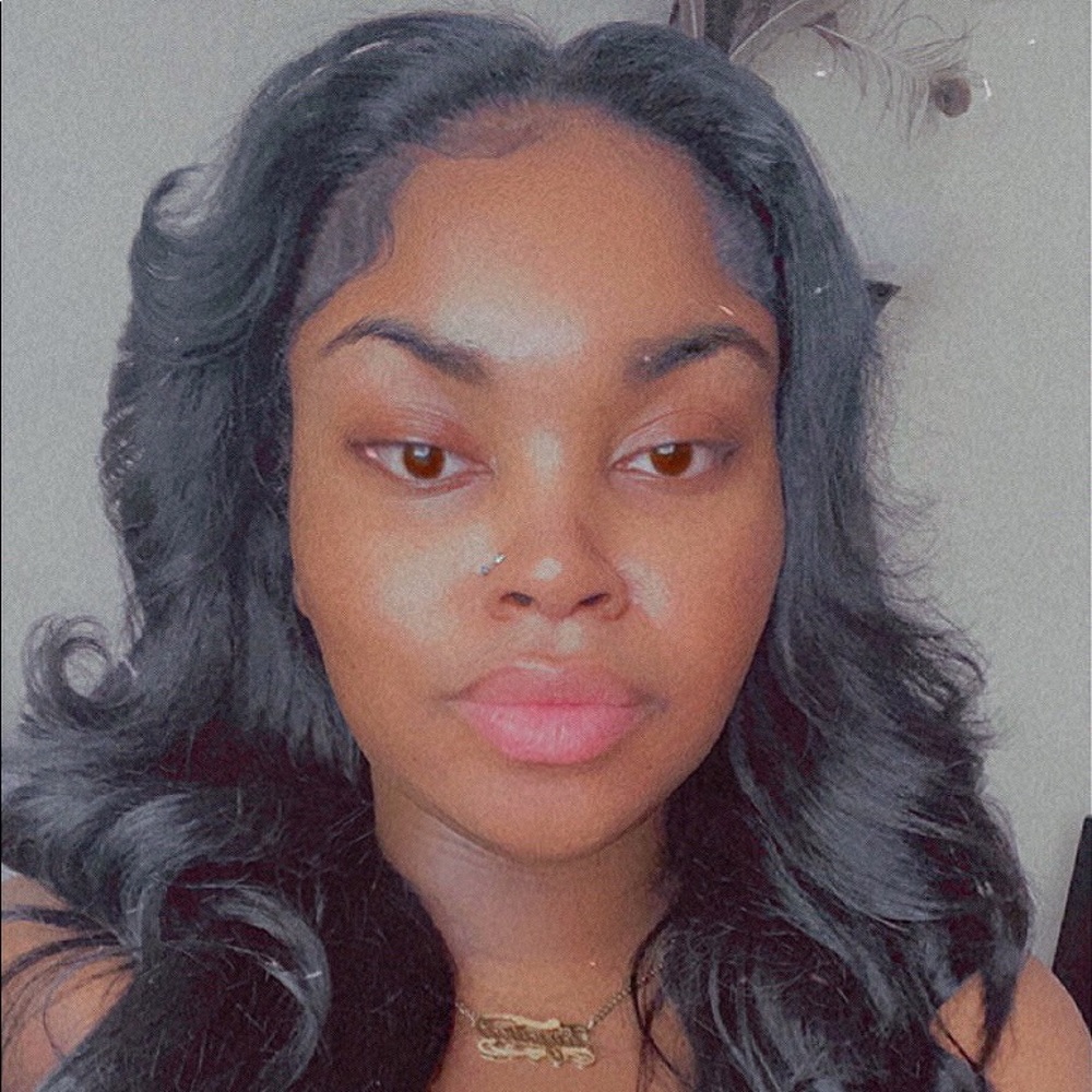 Meet your Posher, Tayaira